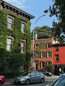 NEW YORK CITY TRAVEL GUIDE - THE BEST RESTAURANTS, PLACES TO STAY, WHERE TO SHOP AND WHAT ELSE TO DO IN MANHATTAN