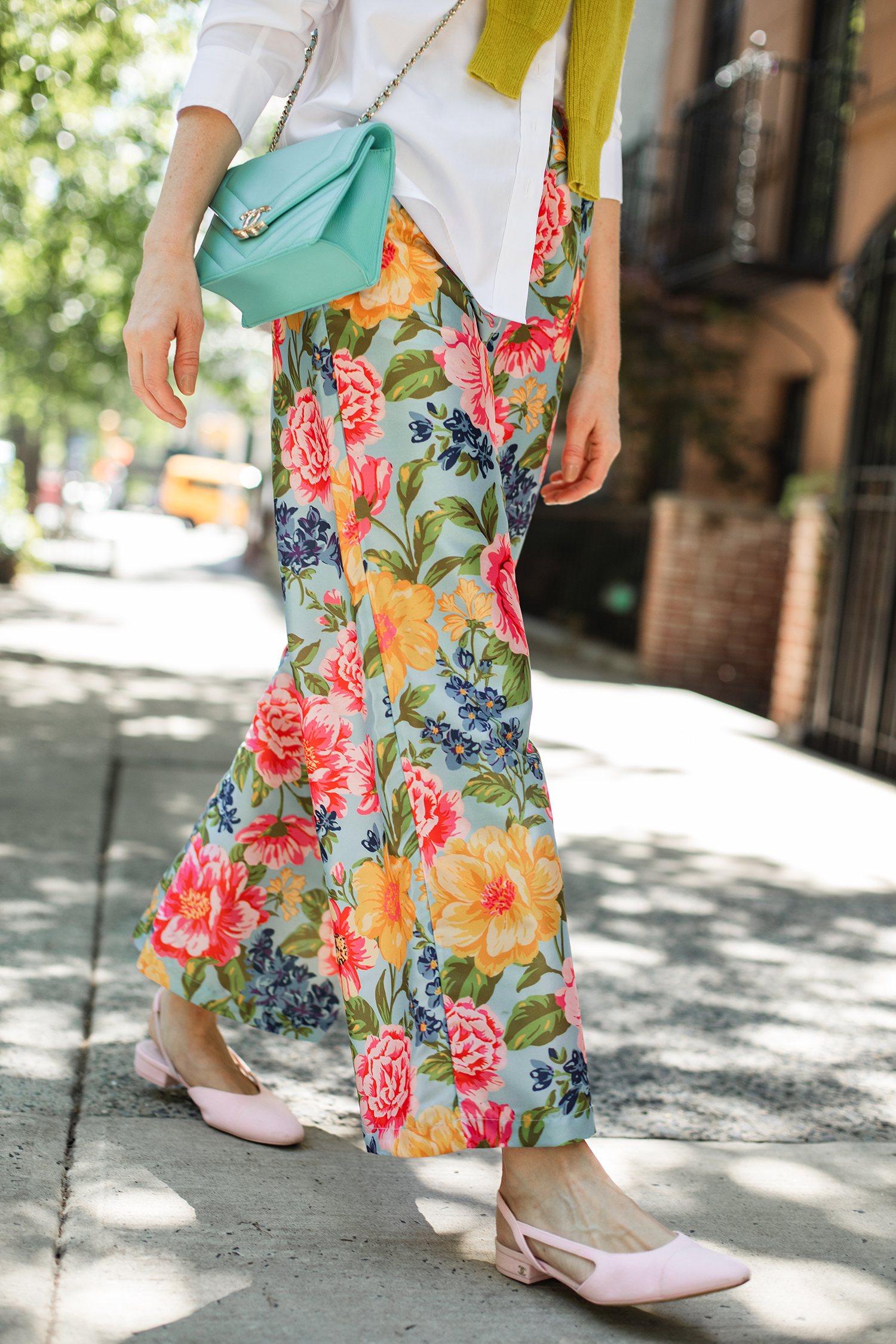 LA MAREGOLD NICOLE PANT IN SKY GARDEN SYMPHONY + CHANEL TURQUOISE CROSSBODY BAG